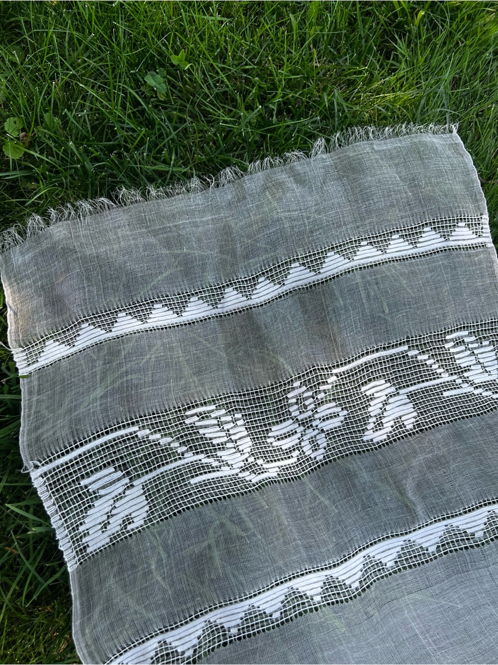 Marama borangic 🇷🇴 hand made1950’s.White Floral Lace Scarf Wrap lightweight. - Picture 4 of 5